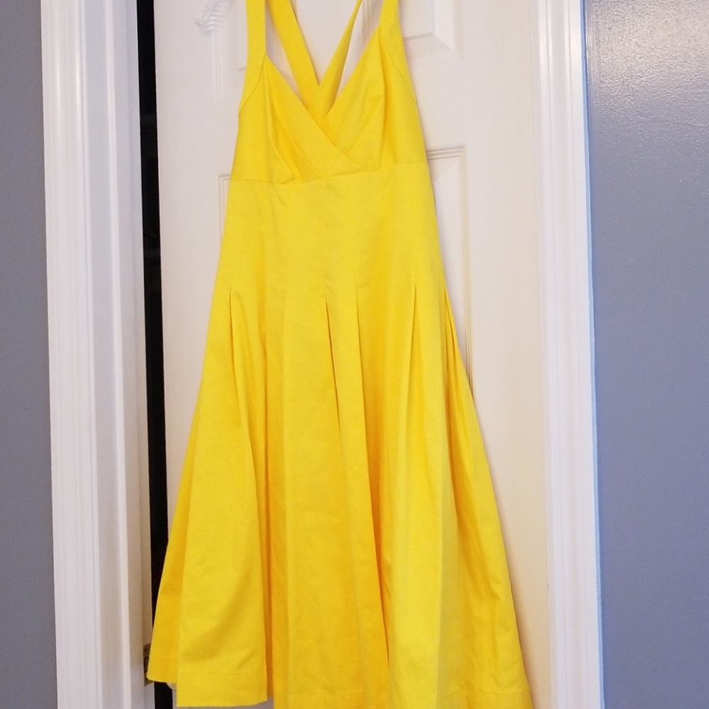 NWT Calvin Klein Yellow Summer Dress Size 2